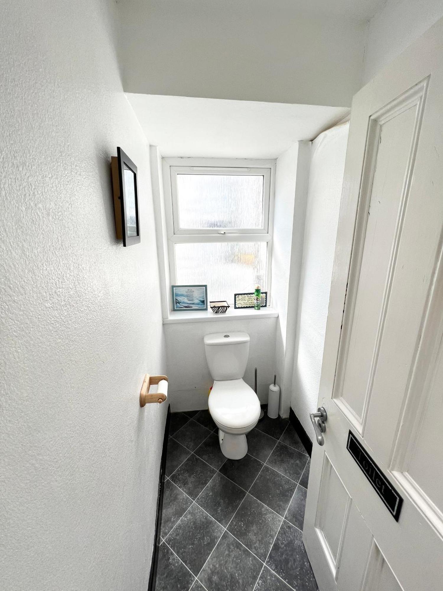 Perfect Central Location Portrush Eksteriør billede